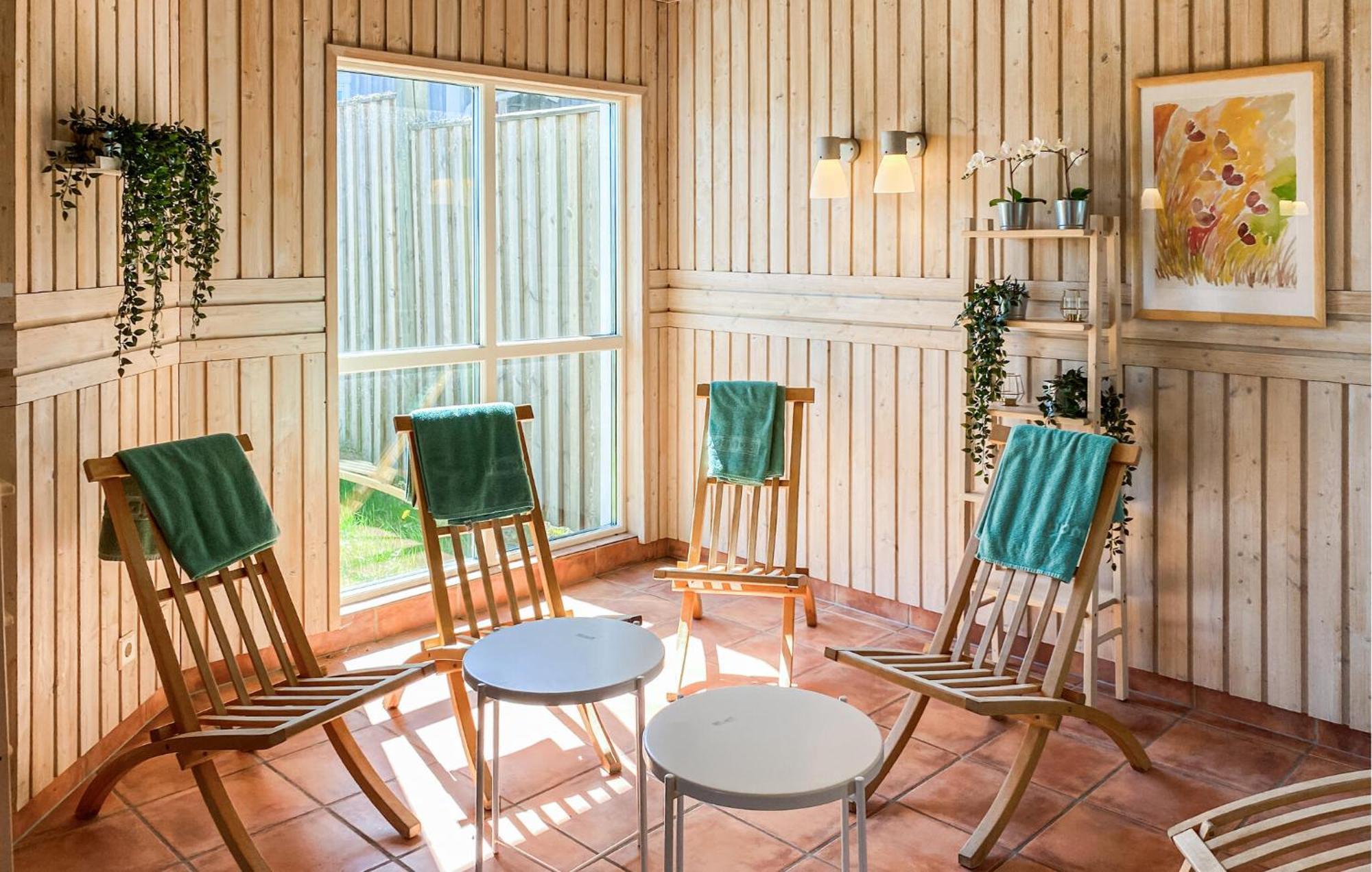 Nice Home In Hok-Joenkoeping-Skillingaryd With Wifi Svenstorp エクステリア 写真